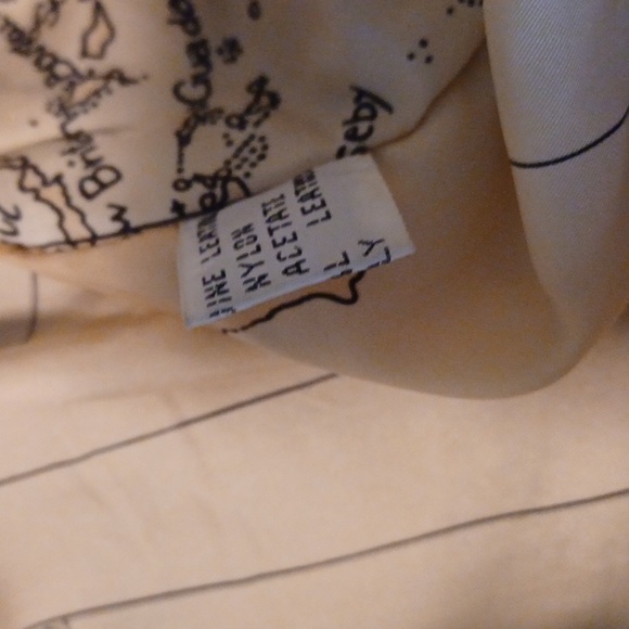 Leather jacket - Picture 4 of 6